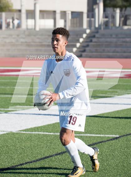 Thumbnail 3 in Hesperia vs Paloma Valley (CIF SS D5 Round 1 Playoff) photogallery.
