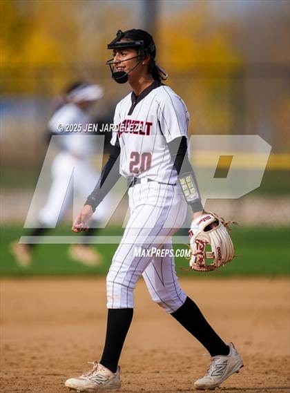 Thumbnail 2 in Windsor vs. Roosevelt (CHSAA 4A First Round) photogallery.