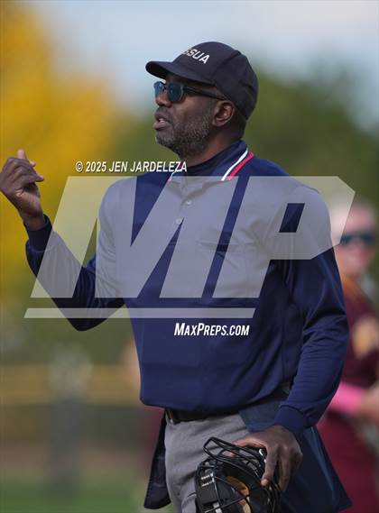 Thumbnail 3 in Windsor vs. Roosevelt (CHSAA 4A First Round) photogallery.