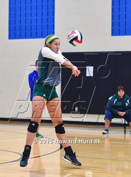 Thumbnail 1 in Fossil Ridge vs Santa Fe (Northwest ISD Classic) photogallery.