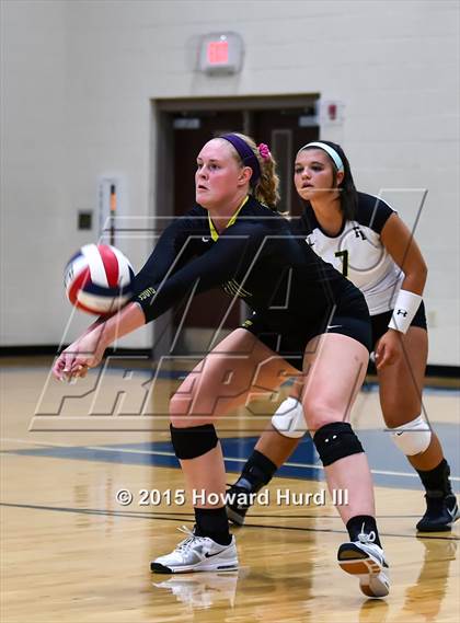 Thumbnail 1 in Fossil Ridge vs Santa Fe (Northwest ISD Classic) photogallery.