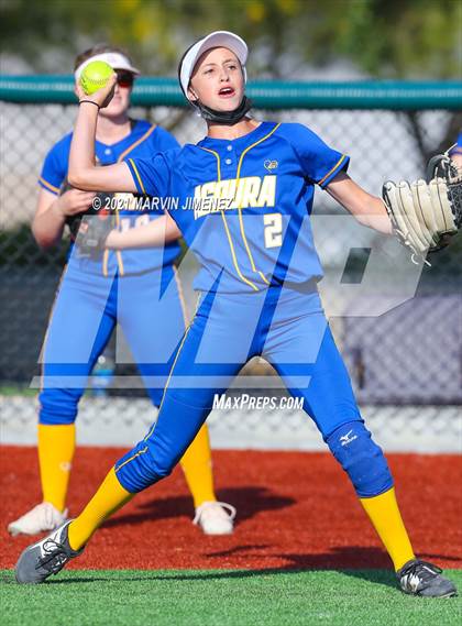 Thumbnail 1 in Oaks Christian vs Agoura photogallery.