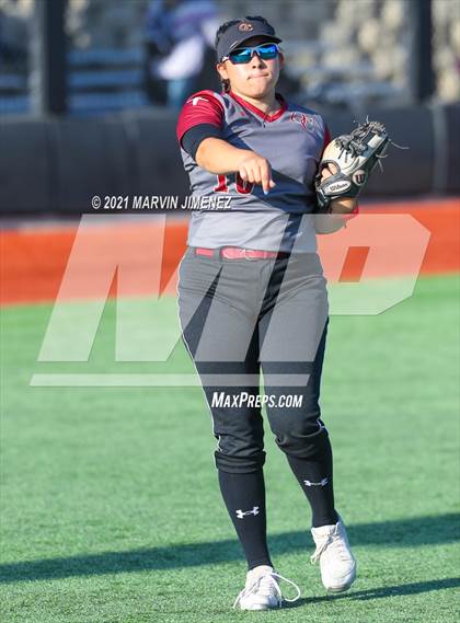 Thumbnail 1 in Oaks Christian vs Agoura photogallery.