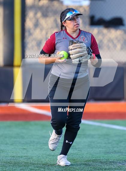 Thumbnail 3 in Oaks Christian vs Agoura photogallery.