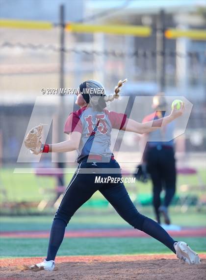 Thumbnail 1 in Oaks Christian vs Agoura photogallery.