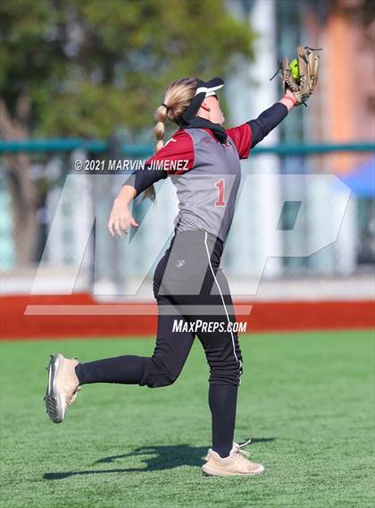 Thumbnail 3 in Oaks Christian vs Agoura photogallery.