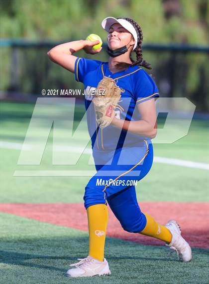 Thumbnail 2 in Oaks Christian vs Agoura photogallery.