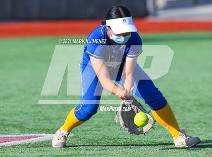 Thumbnail 1 in Oaks Christian vs Agoura photogallery.