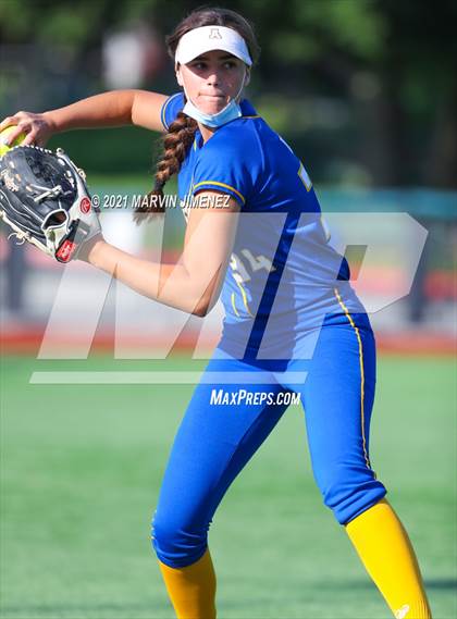 Thumbnail 3 in Oaks Christian vs Agoura photogallery.