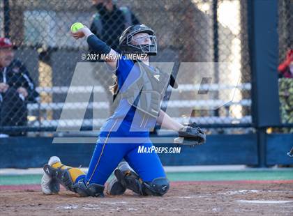 Thumbnail 1 in Oaks Christian vs Agoura photogallery.