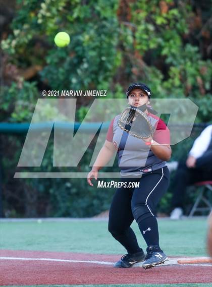 Thumbnail 2 in Oaks Christian vs Agoura photogallery.