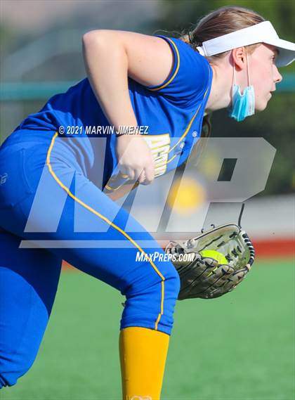 Thumbnail 1 in Oaks Christian vs Agoura photogallery.