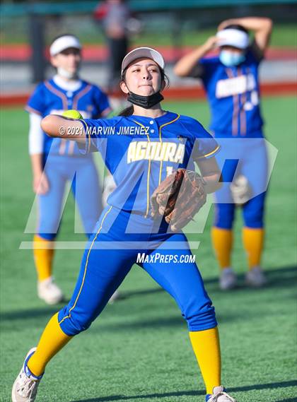 Thumbnail 1 in Oaks Christian vs Agoura photogallery.