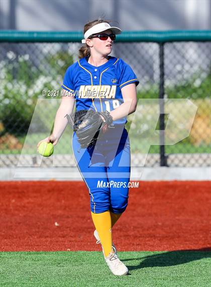 Thumbnail 3 in Oaks Christian vs Agoura photogallery.