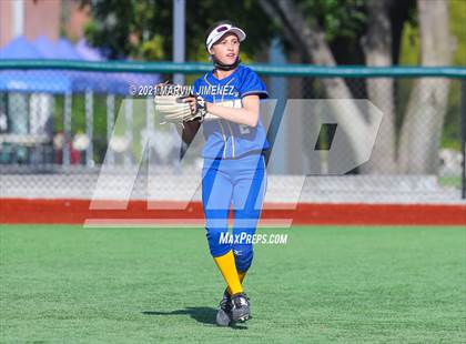 Thumbnail 3 in Oaks Christian vs Agoura photogallery.