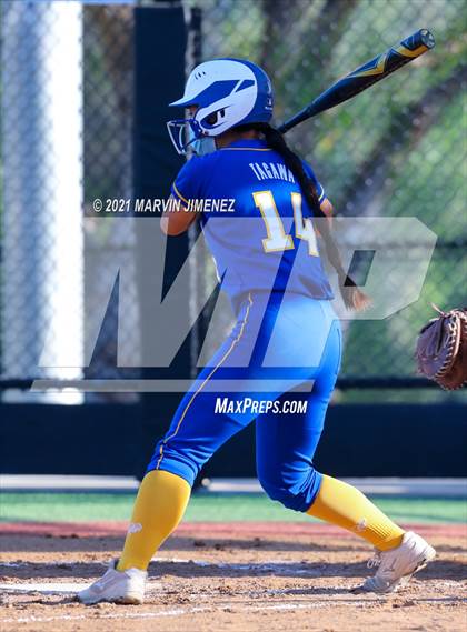 Thumbnail 1 in Oaks Christian vs Agoura photogallery.