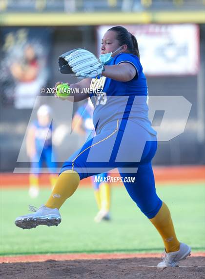 Thumbnail 3 in Oaks Christian vs Agoura photogallery.