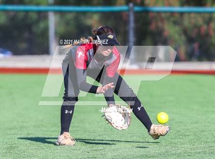 Thumbnail 3 in Oaks Christian vs Agoura photogallery.