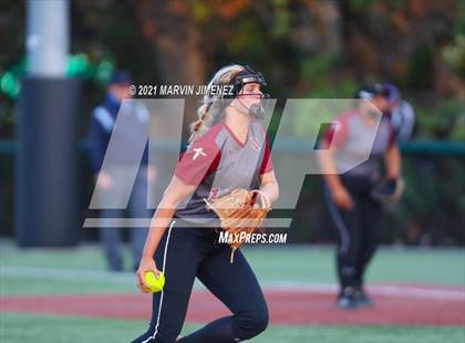 Thumbnail 1 in Oaks Christian vs Agoura photogallery.