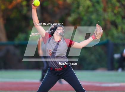 Thumbnail 1 in Oaks Christian vs Agoura photogallery.