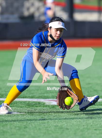 Thumbnail 1 in Oaks Christian vs Agoura photogallery.