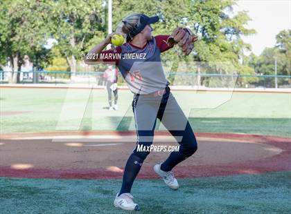 Thumbnail 1 in Oaks Christian vs Agoura photogallery.