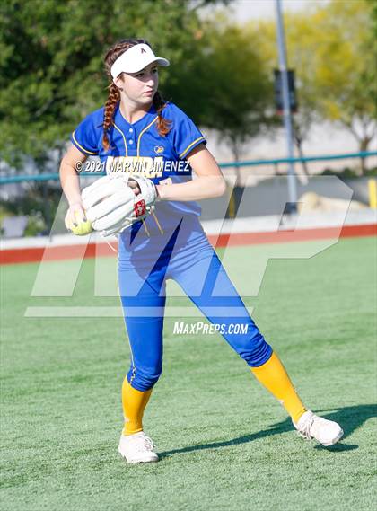 Thumbnail 1 in Oaks Christian vs Agoura photogallery.
