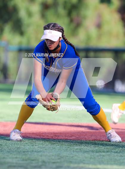 Thumbnail 3 in Oaks Christian vs Agoura photogallery.