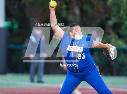 Thumbnail 2 in Oaks Christian vs Agoura photogallery.