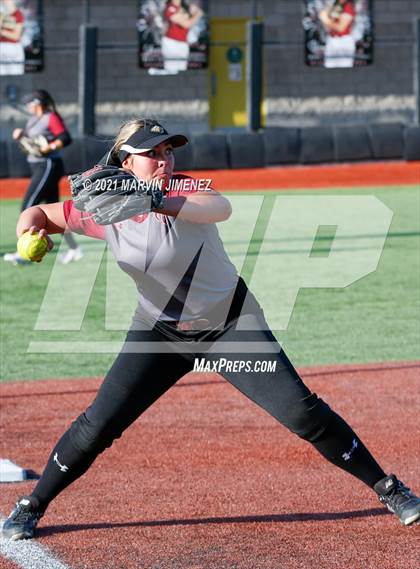 Thumbnail 1 in Oaks Christian vs Agoura photogallery.