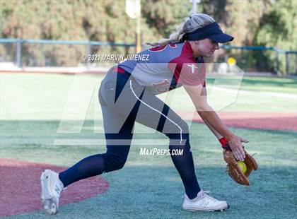 Thumbnail 3 in Oaks Christian vs Agoura photogallery.