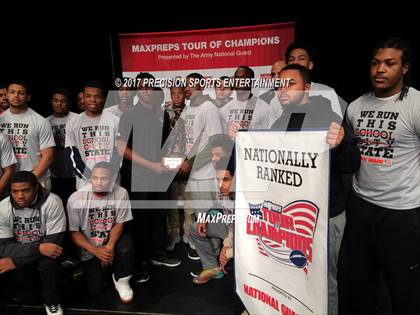 Thumbnail 1 in Cass Tech TOC Ceremony photogallery.