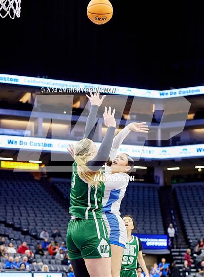 Thumbnail 3 in Granada Hills Charter vs Caruthers (CIF State D3 Final) photogallery.