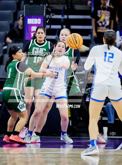 Thumbnail 3 in Granada Hills Charter vs Caruthers (CIF State D3 Final) photogallery.