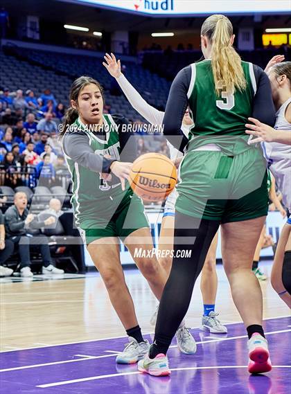 Thumbnail 3 in Granada Hills Charter vs Caruthers (CIF State D3 Final) photogallery.