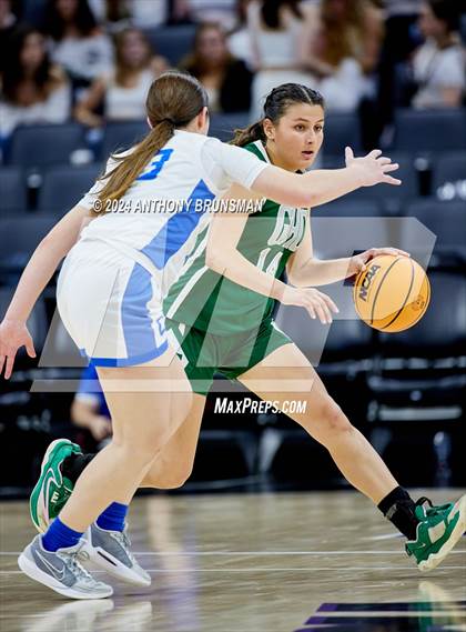Thumbnail 2 in Granada Hills Charter vs Caruthers (CIF State D3 Final) photogallery.