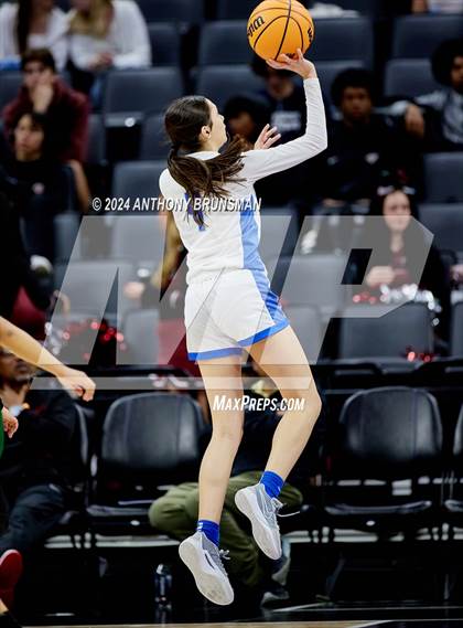 Thumbnail 3 in Granada Hills Charter vs Caruthers (CIF State D3 Final) photogallery.