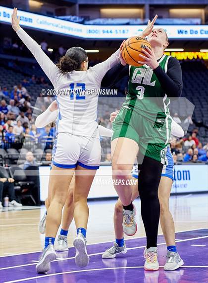 Thumbnail 3 in Granada Hills Charter vs Caruthers (CIF State D3 Final) photogallery.