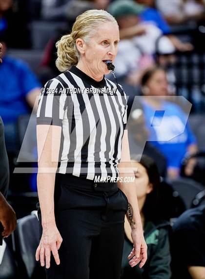 Thumbnail 2 in Granada Hills Charter vs Caruthers (CIF State D3 Final) photogallery.