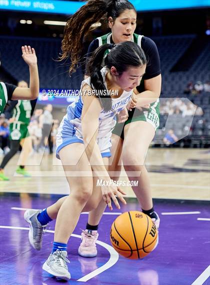 Thumbnail 3 in Granada Hills Charter vs Caruthers (CIF State D3 Final) photogallery.