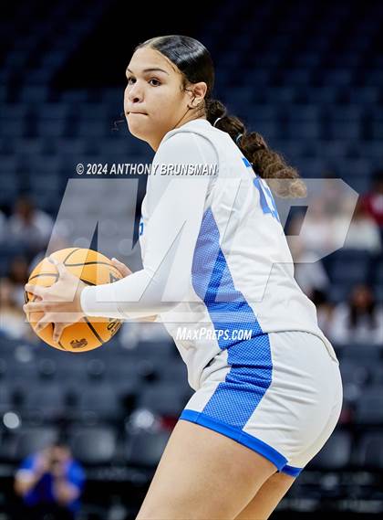 Thumbnail 2 in Granada Hills Charter vs Caruthers (CIF State D3 Final) photogallery.