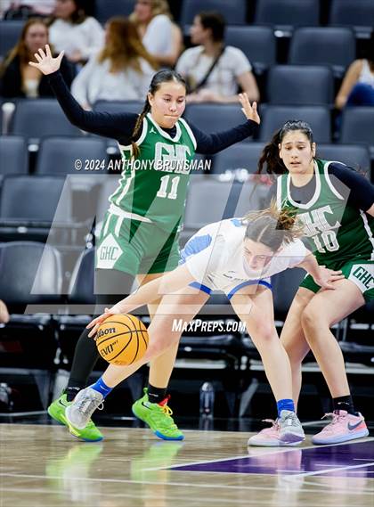 Thumbnail 3 in Granada Hills Charter vs Caruthers (CIF State D3 Final) photogallery.