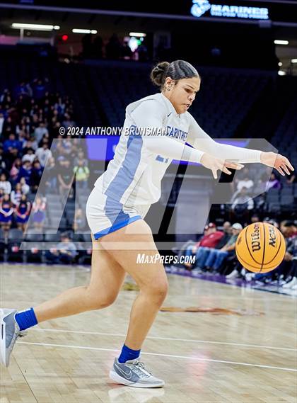 Thumbnail 2 in Granada Hills Charter vs Caruthers (CIF State D3 Final) photogallery.