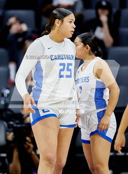 Thumbnail 1 in Granada Hills Charter vs Caruthers (CIF State D3 Final) photogallery.