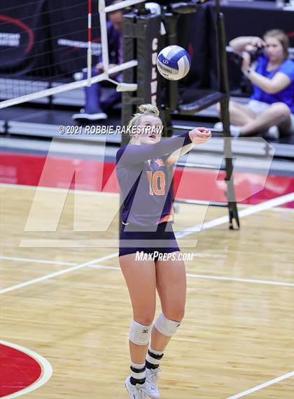Thumbnail 3 in Brandeis vs. Keller (UIL Volleyball 6A Finals) photogallery.