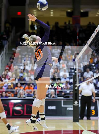 Thumbnail 2 in Brandeis vs. Keller (UIL Volleyball 6A Finals) photogallery.