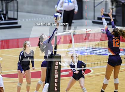 Thumbnail 3 in Brandeis vs. Keller (UIL Volleyball 6A Finals) photogallery.