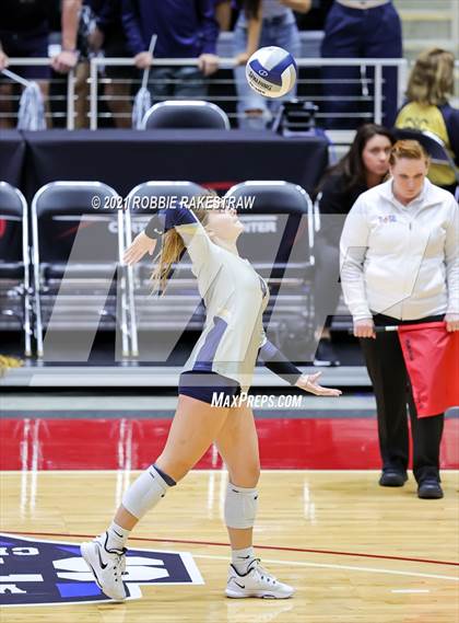 Thumbnail 3 in Brandeis vs. Keller (UIL Volleyball 6A Finals) photogallery.