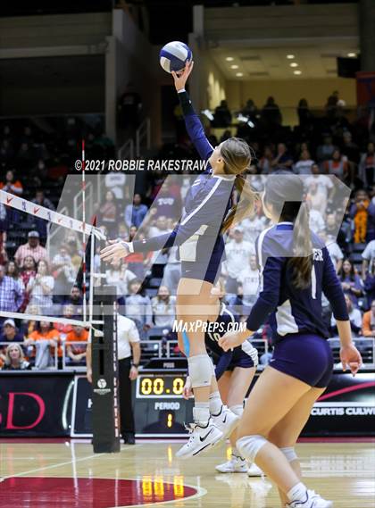 Thumbnail 3 in Brandeis vs. Keller (UIL Volleyball 6A Finals) photogallery.