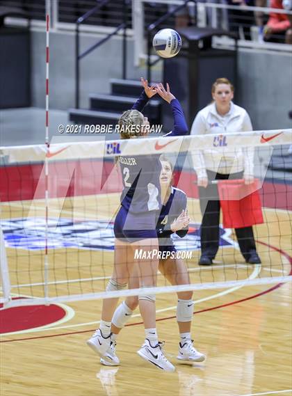 Thumbnail 3 in Brandeis vs. Keller (UIL Volleyball 6A Finals) photogallery.